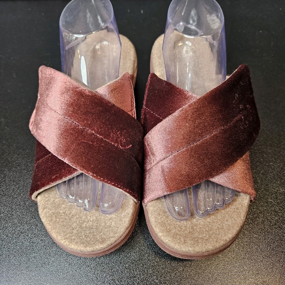 Vionic Relax Ii Slippers Burgandy Size 8 Velour Arch Support Comfort Adjustable